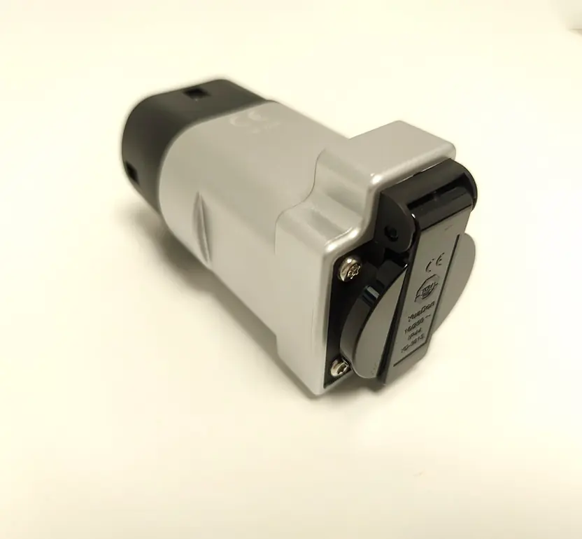 Adaptador-V2L-com-tomada-Shucko-16A-(Korean-Car).png